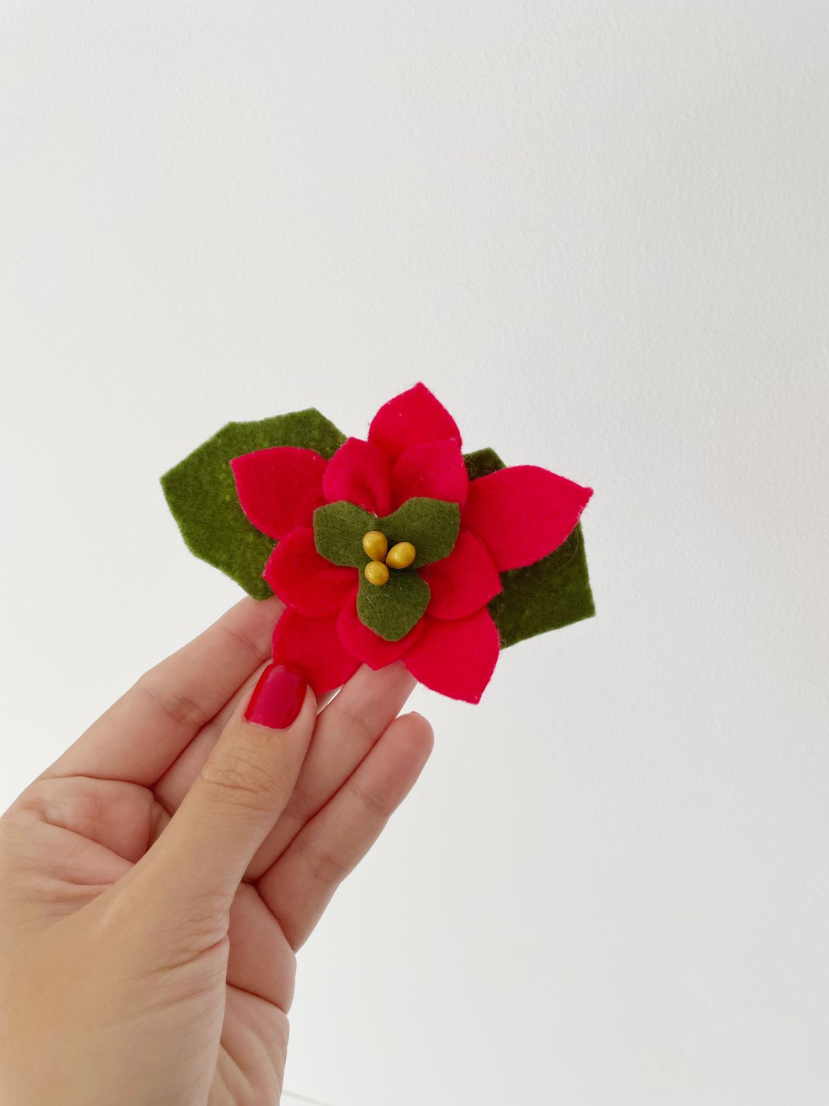 Prendedor Poinsettia