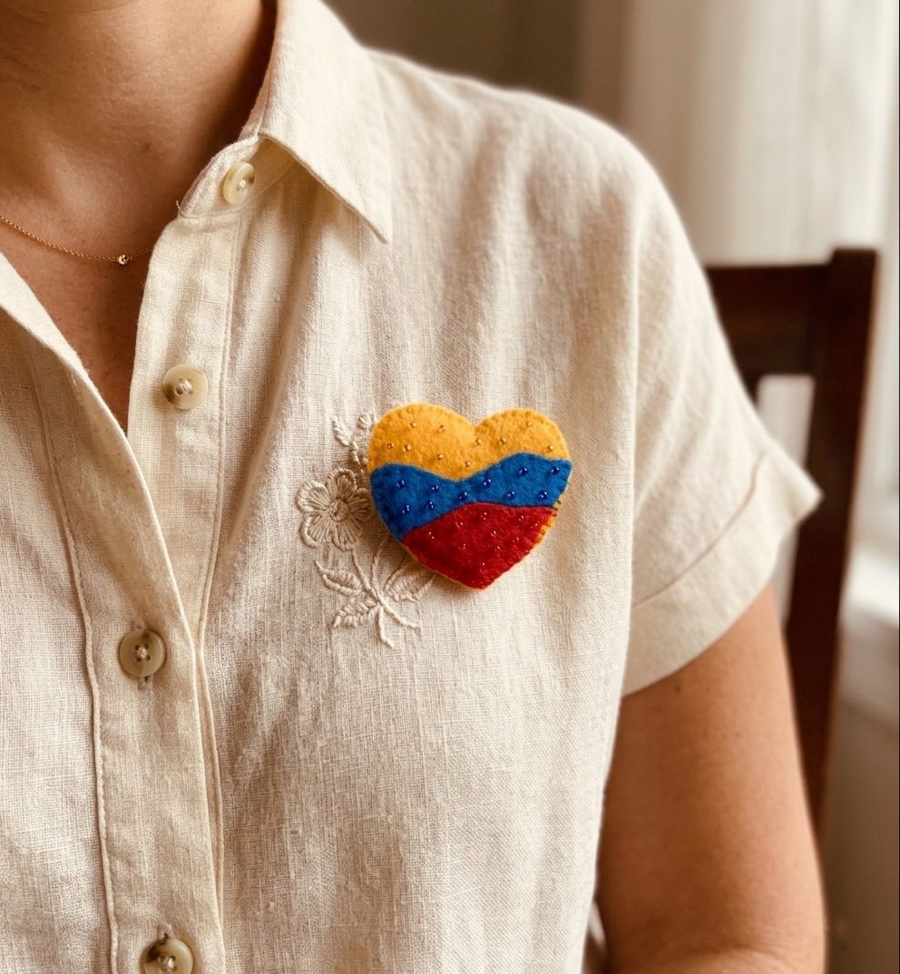 Tricolor Colombiano prendedor
