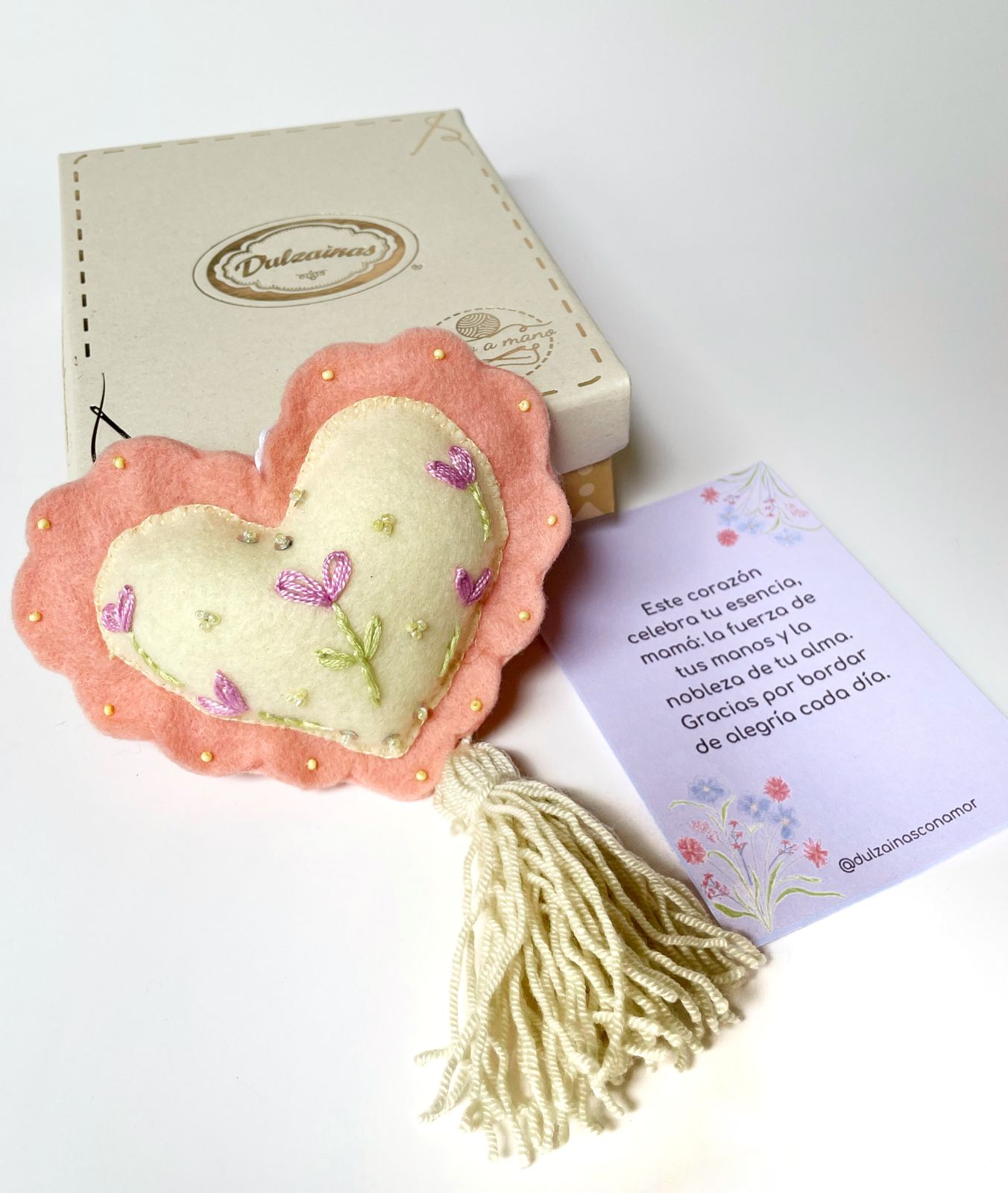 Corazón Bordado